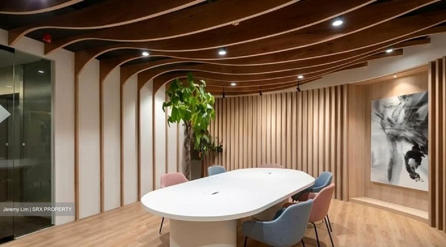 Singapore Land Tower (D1), Office #554784581